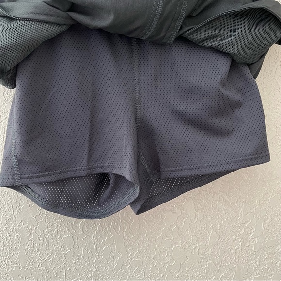 The North Face women’s Aphrodite Skort, various sizes, asphalt grey - Picture 8 of 9